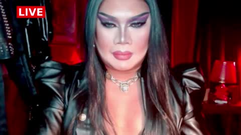 Snapshot of temptress_cocoxxx chatting on April 2026 09:21:01 AM Mistress Coco online show from April 2026 09:21:01 AM