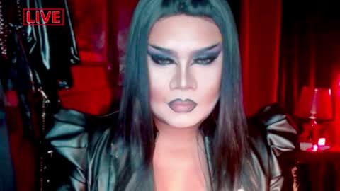 Snapshot of temptress_cocoxxx chatting on April 2026 09:54:01 AM Mistress Coco online show from April 2026 09:54:01 AM