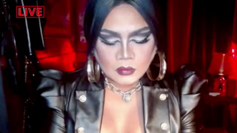 Snapshot of temptress_cocoxxx chatting on April 2026 06:12:02 PM Mistress Coco online show from April 2026 06:12:02 PM