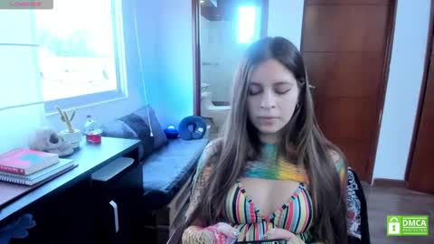 Snapshot of temptressweet chatting on October 2025 09:45:01 PM Scar online show from October 2025 09:45:01 PM