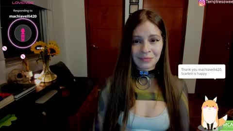 Snapshot of temptressweet chatting on November 2025 11:47:01 PM Scar online show from November 2025 11:47:01 PM