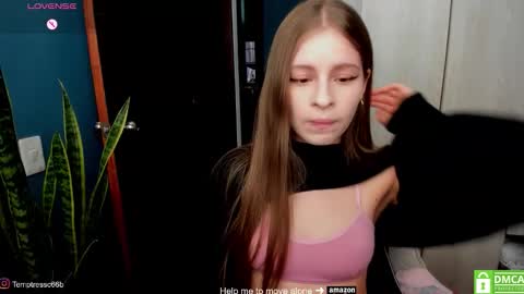 Snapshot of temptressweet chatting on March 2026 08:37:02 PM Scar online show from March 2026 08:37:02 PM