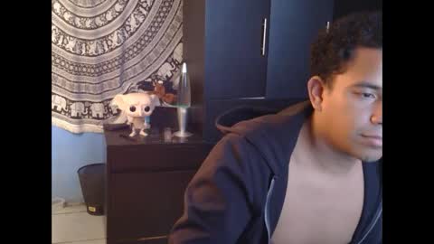 Snapshot of tendajih_black chatting on September 2025 03:22:01 PM Tendajih Black online show from September 2025 03:22:01 PM