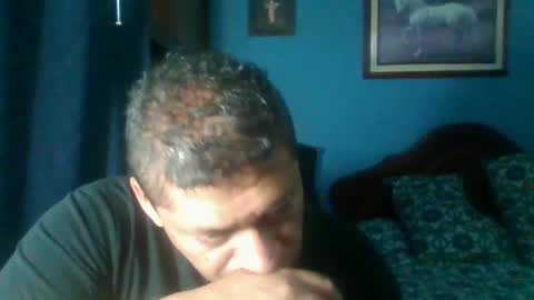 Snapshot of tender_eldelatienda chatting on December 2024 11:08:01 PM Fabio Canavaro online show from December 2024 11:08:01 PM