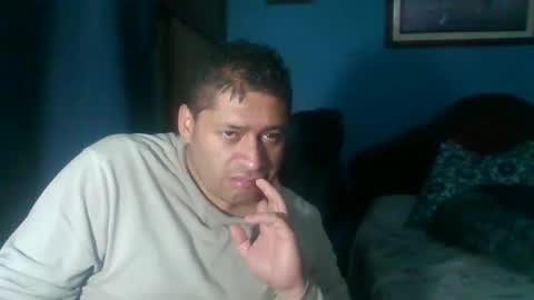 Snapshot of tender_eldelatienda chatting on January 2025 11:24:02 PM Fabio Canavaro online show from January 2025 11:24:02 PM