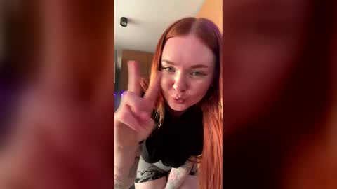 inst r0seamber0 online show from June 2026 03:23:02 PM