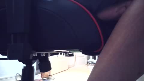 tendou86 online show from April 2026 11:51:02 AM