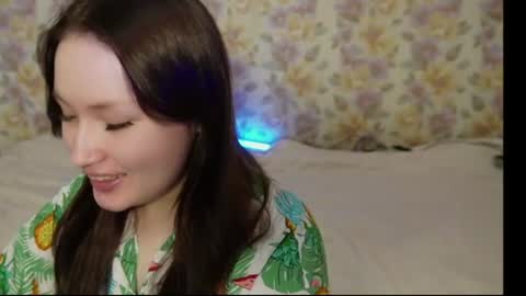 Snapshot of tendre_amelia chatting on June 2026 10:07:01 AM tendre_amelia online show from June 2026 10:07:01 AM