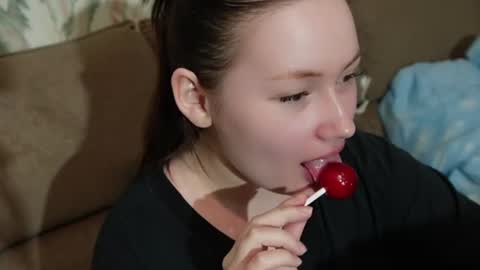Snapshot of tendre_amelia chatting on July 2026 07:38:02 PM tendre_amelia online show from July 2026 07:38:02 PM