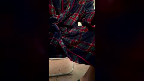 Snapshot of tenninchdick chatting on April 2026 04:22:01 PM TENNinchDick online show from April 2026 04:22:01 PM