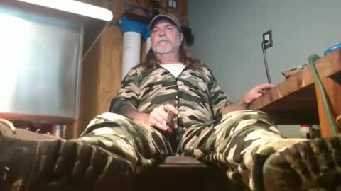 Snapshot of tennredneck chatting on February 2026 02:29:01 AM Tennredneck online show from February 2026 02:29:01 AM