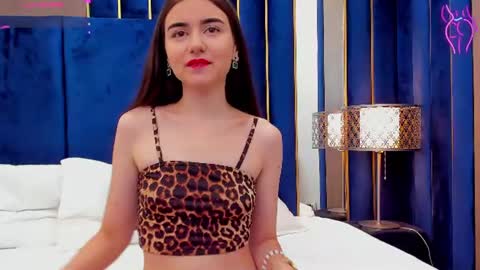 TennyShy online show from August 2026 07:28:01 PM