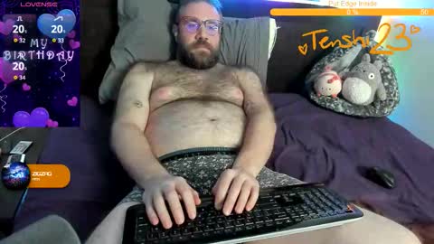 Snapshot of tenshi23 chatting on January 2026 04:28:01 AM Matt online show from January 2026 04:28:01 AM