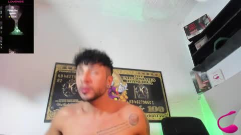 Snapshot of teo_swt chatting on May 2026 02:28:01 AM TEO SWEET online show from May 2026 02:28:01 AM