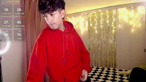 teo brown Independent model online show from December 2024 01:04:02 AM