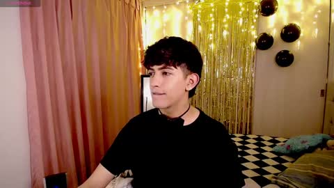 teo brown Independent model online show from December 2024 08:45:02 PM