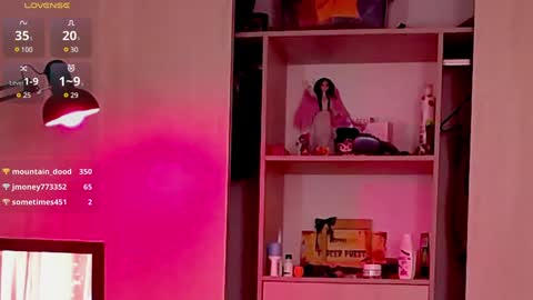 teo brown Independent model online show from January 2025 06:57:02 PM