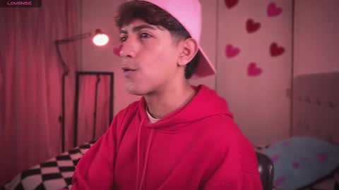 teo brown Independent model online show from March 2025 04:30:02 PM