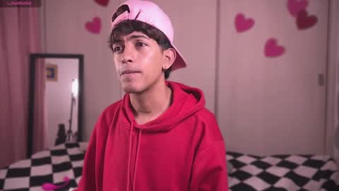 teo brown Independent model online show from March 2025 08:53:02 PM