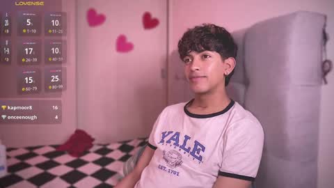 teo brown Independent model online show from March 2025 07:18:01 PM