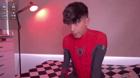 teo brown Independent model online show from September 2025 02:21:01 PM