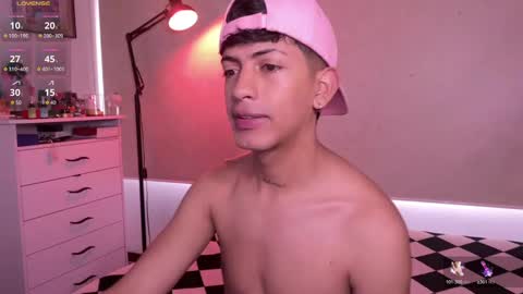 teo brown Independent model online show from September 2025 12:32:02 PM