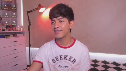 teo brown Independent model online show from October 2025 07:14:02 PM