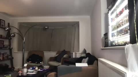 Snapshot of terence00000007 chatting on November 2025 01:49:01 AM Terence online show from November 2025 01:49:01 AM