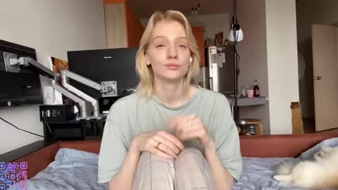 Anna online show from March 2026 04:49:02 AM