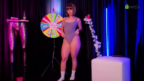 teresa  help me reach 100 like online show from May 2026 01:14:02 AM