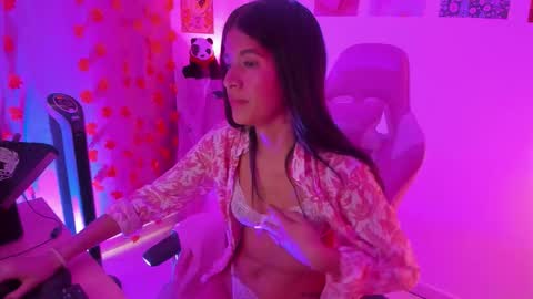 Terra online show from November 2025 03:02:01 PM