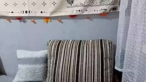 Anny Simpson online show from December 2025 01:22:01 AM