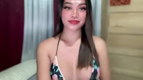 TERRI  the girl will hunt you online show from October 2025 12:39:02 AM