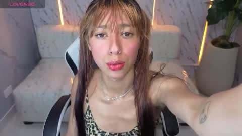 Snapshot of terry_tx chatting on September 2025 01:27:01 PM Online 800 to 1400 online show from September 2025 01:27:01 PM