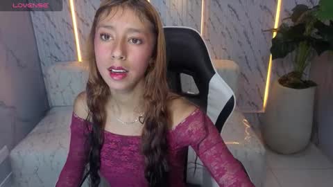 Snapshot of terry_tx chatting on October 2025 12:47:02 PM Online 800 to 1400 online show from October 2025 12:47:02 PM