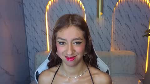 Snapshot of terry_tx chatting on November 2025 12:58:02 PM Online 800 to 1400 online show from November 2025 12:58:02 PM