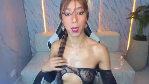 Snapshot of terry_tx chatting on November 2025 12:48:02 PM Online 800 to 1400 online show from November 2025 12:48:02 PM