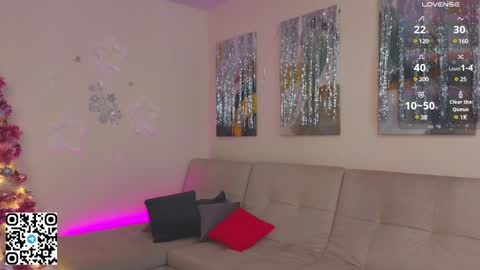 Tessa online show from December 2024 05:42:01 AM