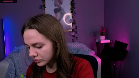 Tessa online show from October 2025 09:37:01 PM