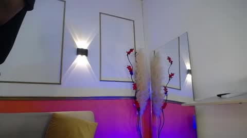 tessachains online show from November 2025 11:47:01 PM