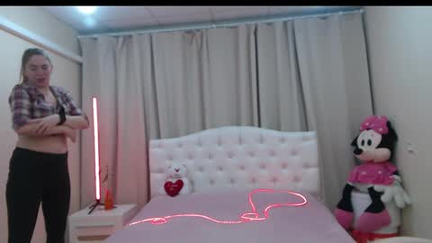 tessadaybreak online show from April 2026 07:52:01 AM