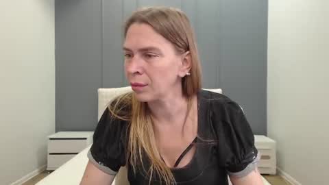 Snapshot of tessadaybreak chatting on July 2026 06:38:02 AM tessadaybreak online show from July 2026 06:38:02 AM
