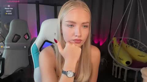 Snapshot of tessahamilton chatting on October 2025 11:29:02 AM TessaHamilton online show from October 2025 11:29:02 AM
