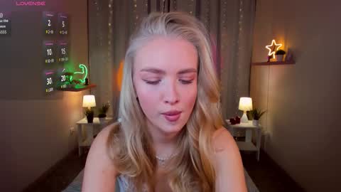 TessaHamilton online show from January 2026 09:46:02 AM