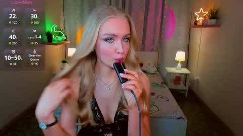 Snapshot of tessahamilton chatting on February 2026 02:35:01 PM TessaHamilton online show from February 2026 02:35:01 PM