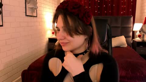Snapshot of tessamill chatting on April 2026 05:23:01 AM Tessa online show from April 2026 05:23:01 AM