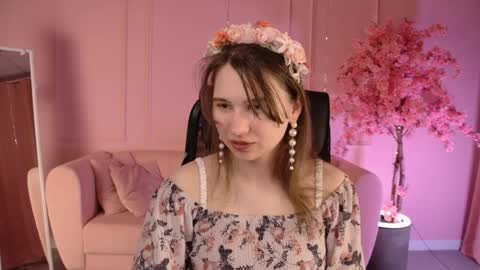 Snapshot of tessamill chatting on May 2026 05:16:01 AM Tessa online show from May 2026 05:16:01 AM