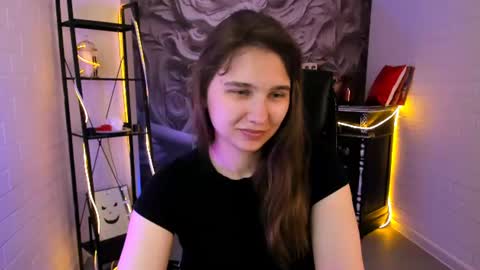 Snapshot of tessamill chatting on July 2026 05:24:01 AM Tessa online show from July 2026 05:24:01 AM