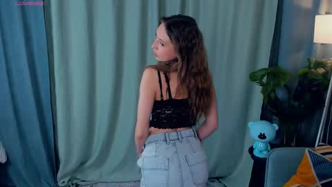 Cindy online show from November 2025 04:50:01 PM