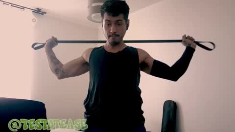 Snapshot of testotease chatting on October 2025 01:08:02 PM Milo online show from October 2025 01:08:02 PM